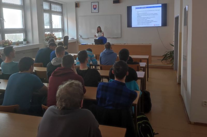 VZDELÁVAME AJ  NA ŽILINSKEJ UNIVERZITE
