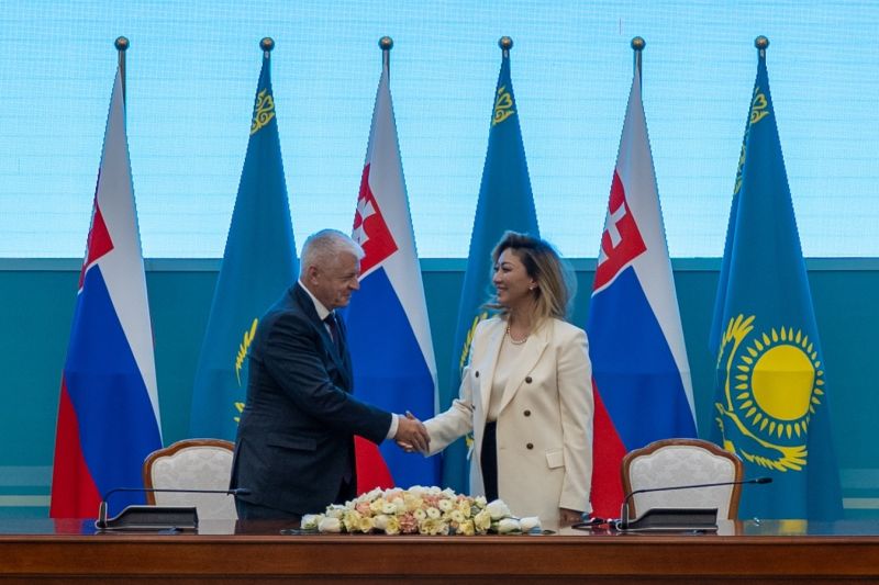 Slávnostné podpísanie Memoranda o porozumení medzi ÚNMS SR a MTI RK v Astane 