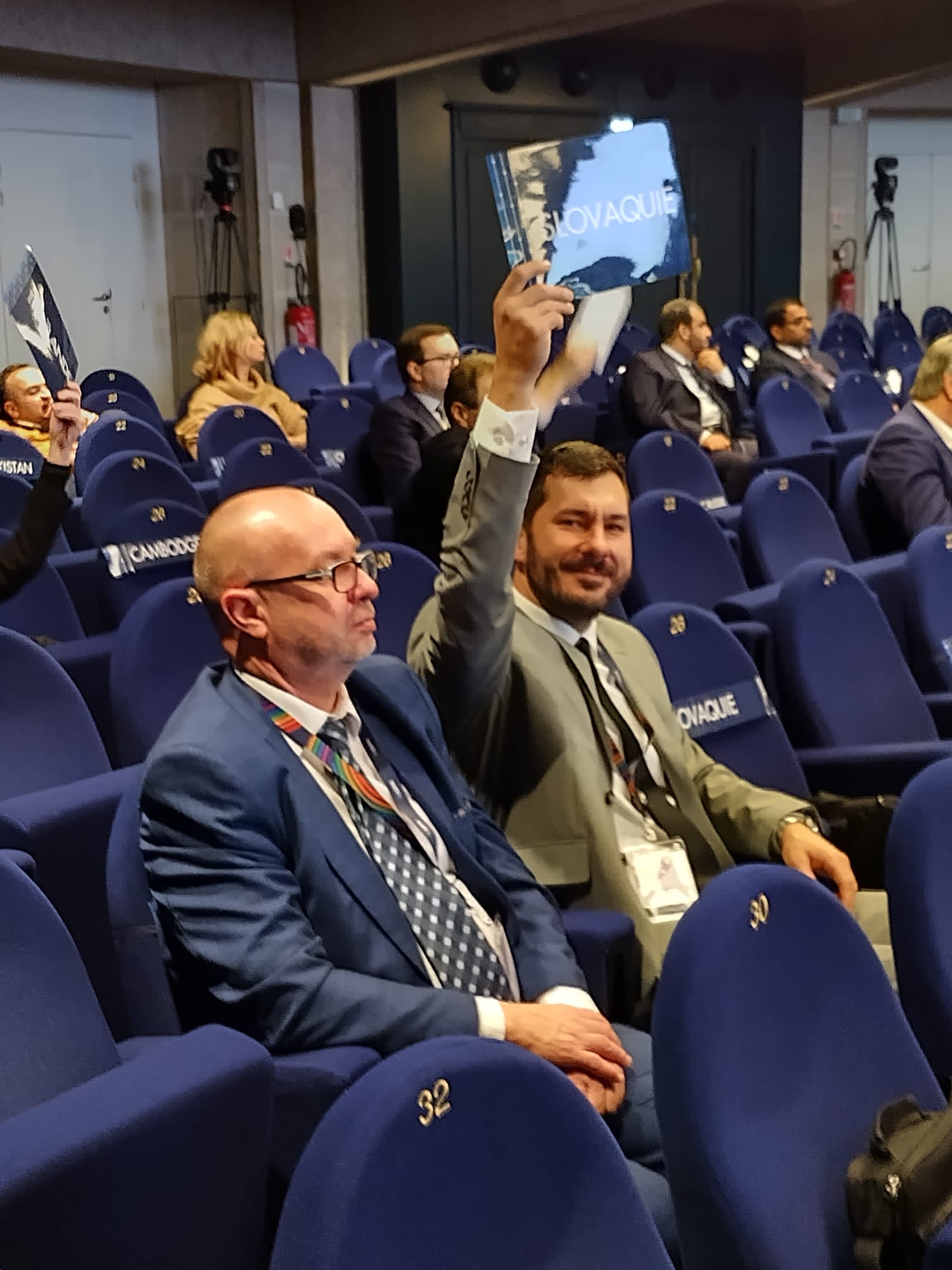 27. ZASADNUTIE GENERÁLNEJ KONFERENCIE PRE VÁHY A MIERY