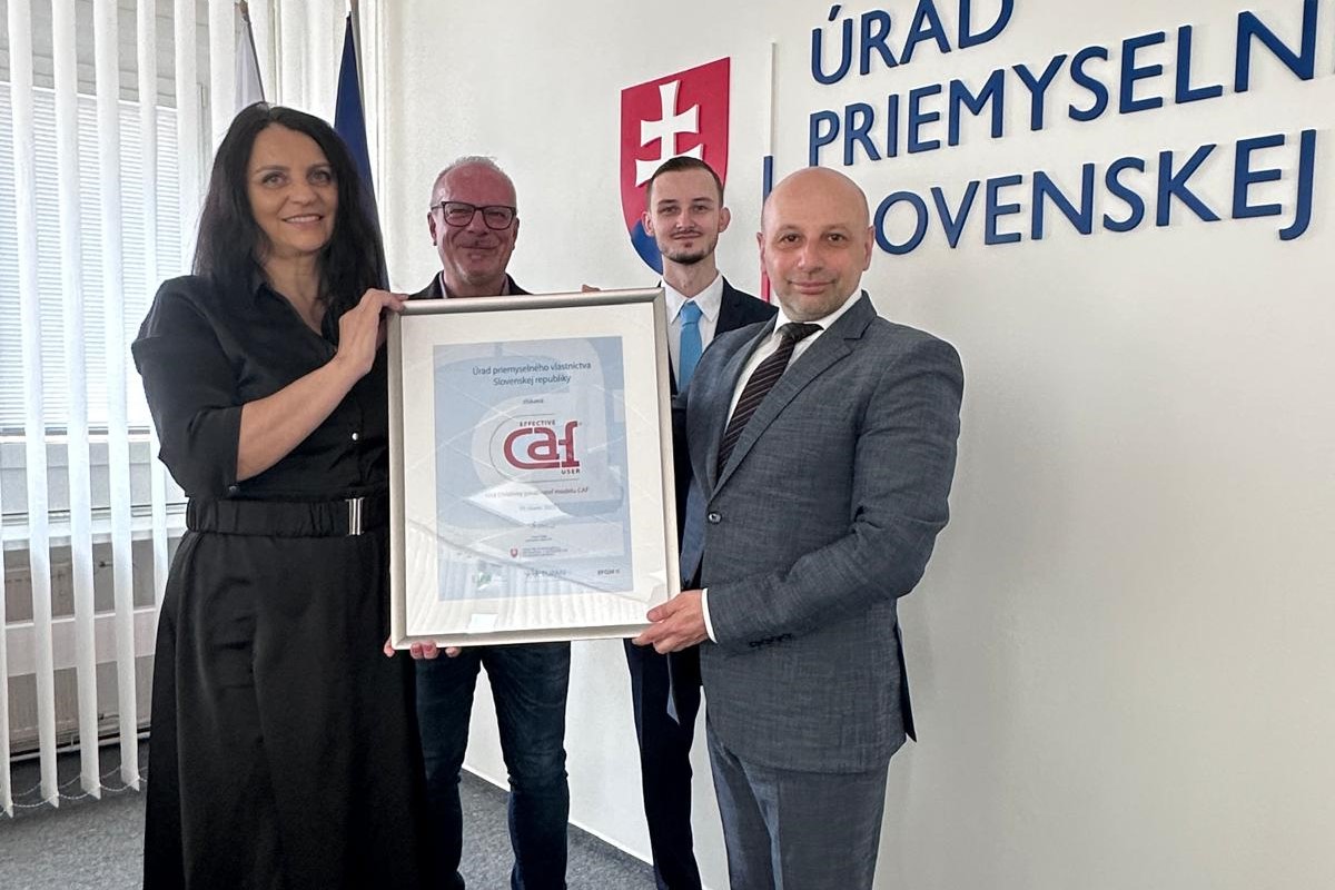 ÚRAD PRIEMYSELNÉHO VLASTNÍCTVA SR POTVRDIL SVOJU KVALITU A  OPÄTOVNE ZÍSKAL TITUL EFEKTÍVNY POUŽÍVATEĽ MODELU CAF 