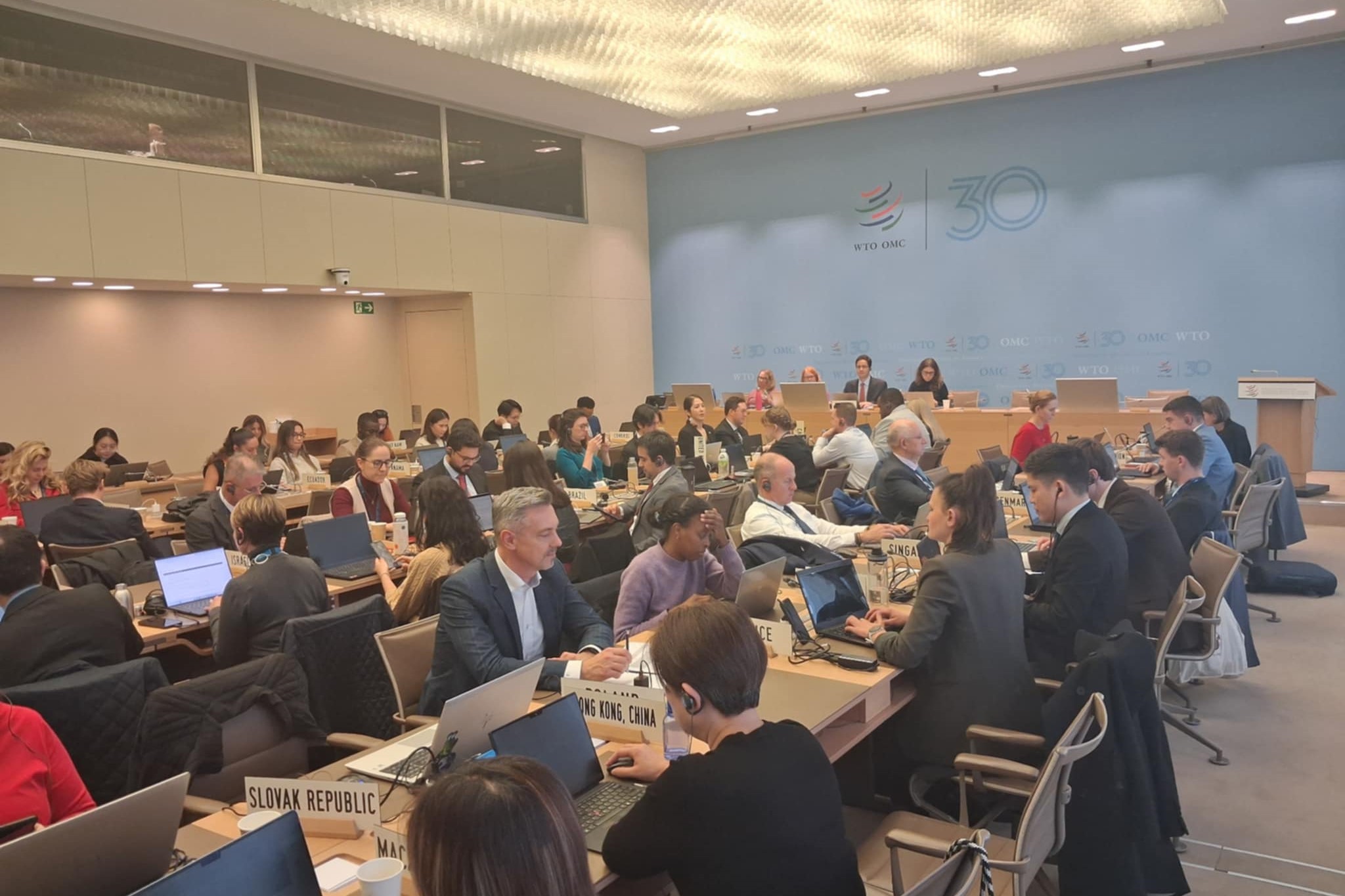 &Uacute;NMS SR na 97. form&aacute;lnom zasadnut&iacute; V&yacute;boru pre technick&eacute; prek&aacute;žky obchodu